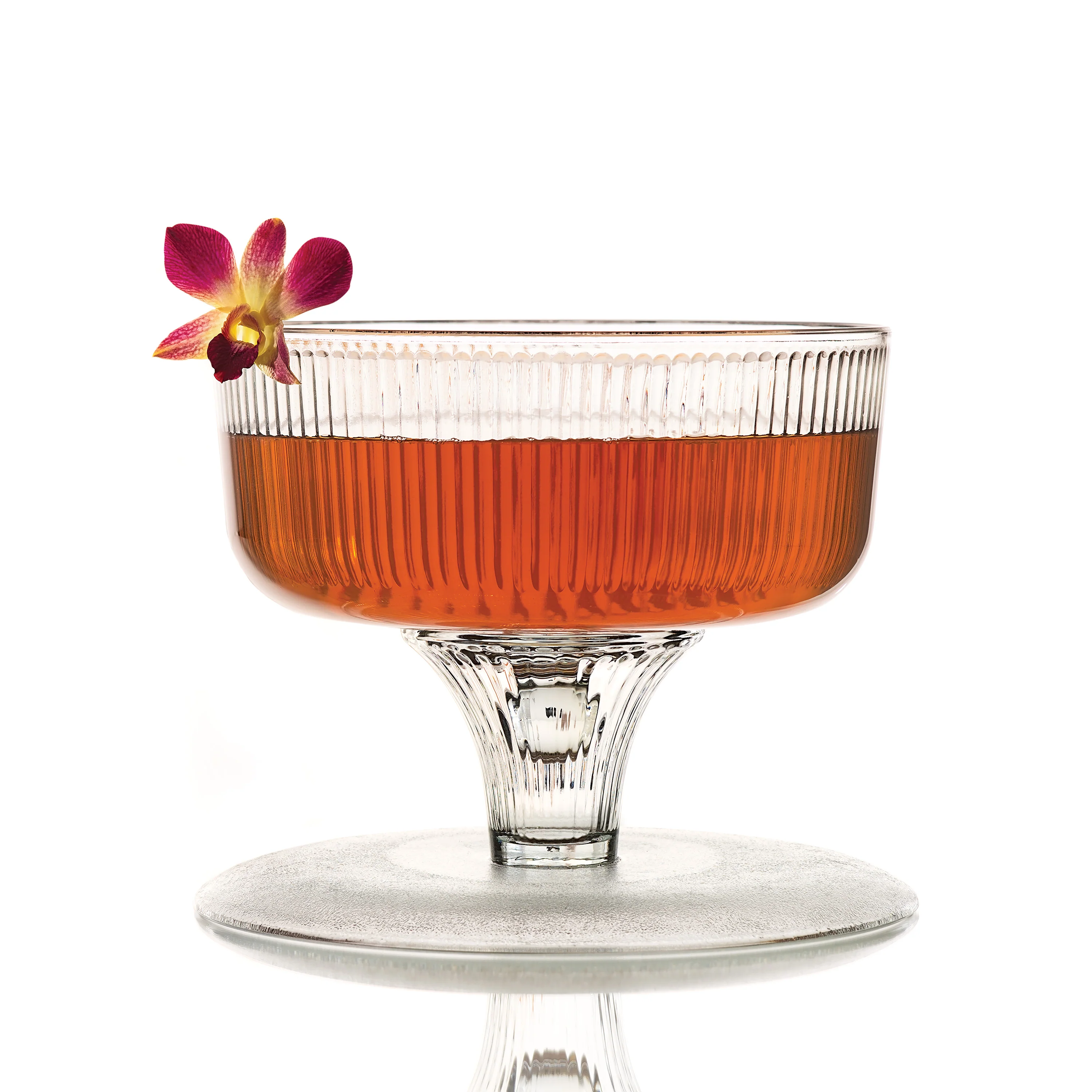 Anchor Hocking® Monaco 2 Pc Ribbed Cake Stand w/Domed Lid - Image 4