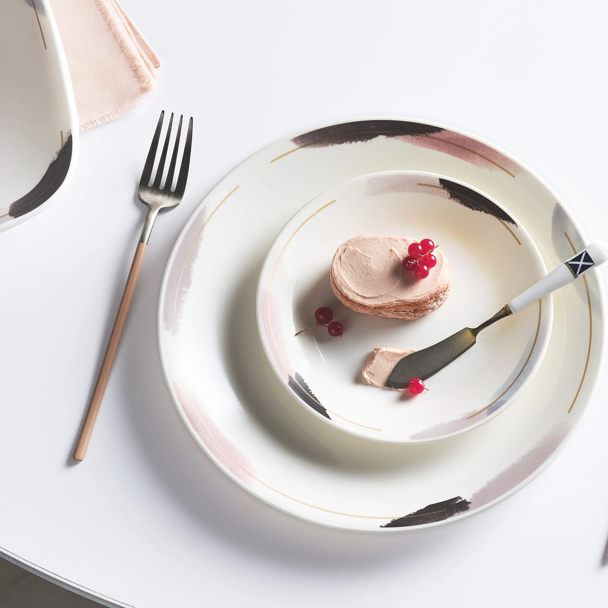 Corelle® Chic Brush Lunch Plate 21.6cm - Image 3