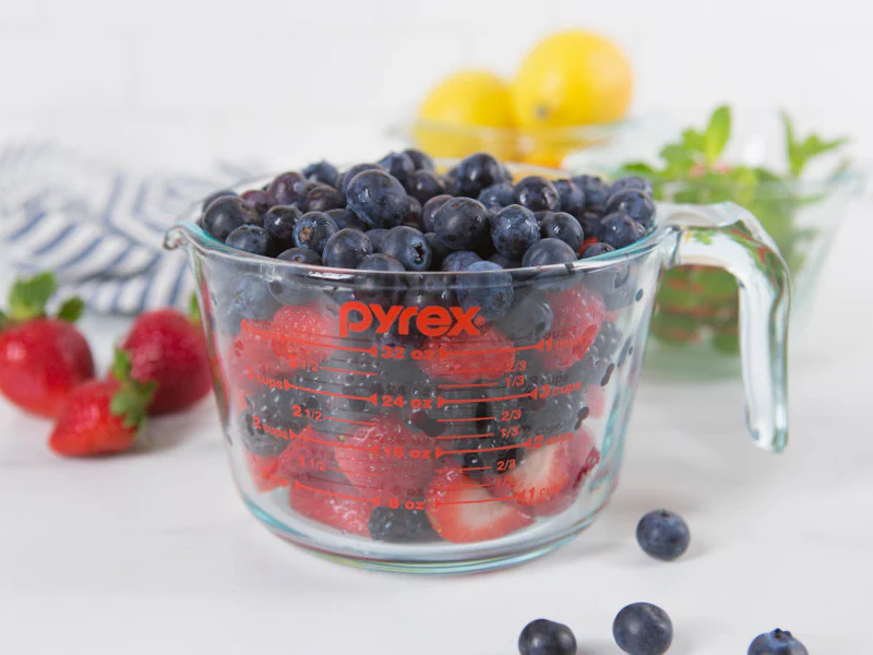 Pyrex® Measure Jug 4 Cup - Image 3