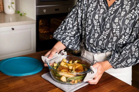 PYREX® Cook & Store Storage Round 2.3L - Image 2
